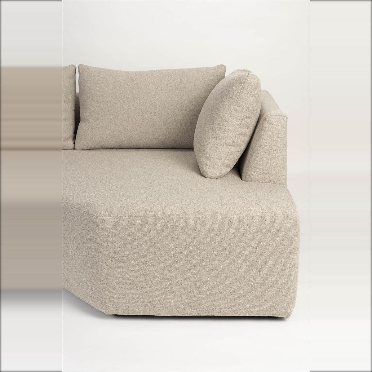 Sofa Element Prosper Seat Right Cappuccino Domestica – Angled Seat and Cushions Close-up