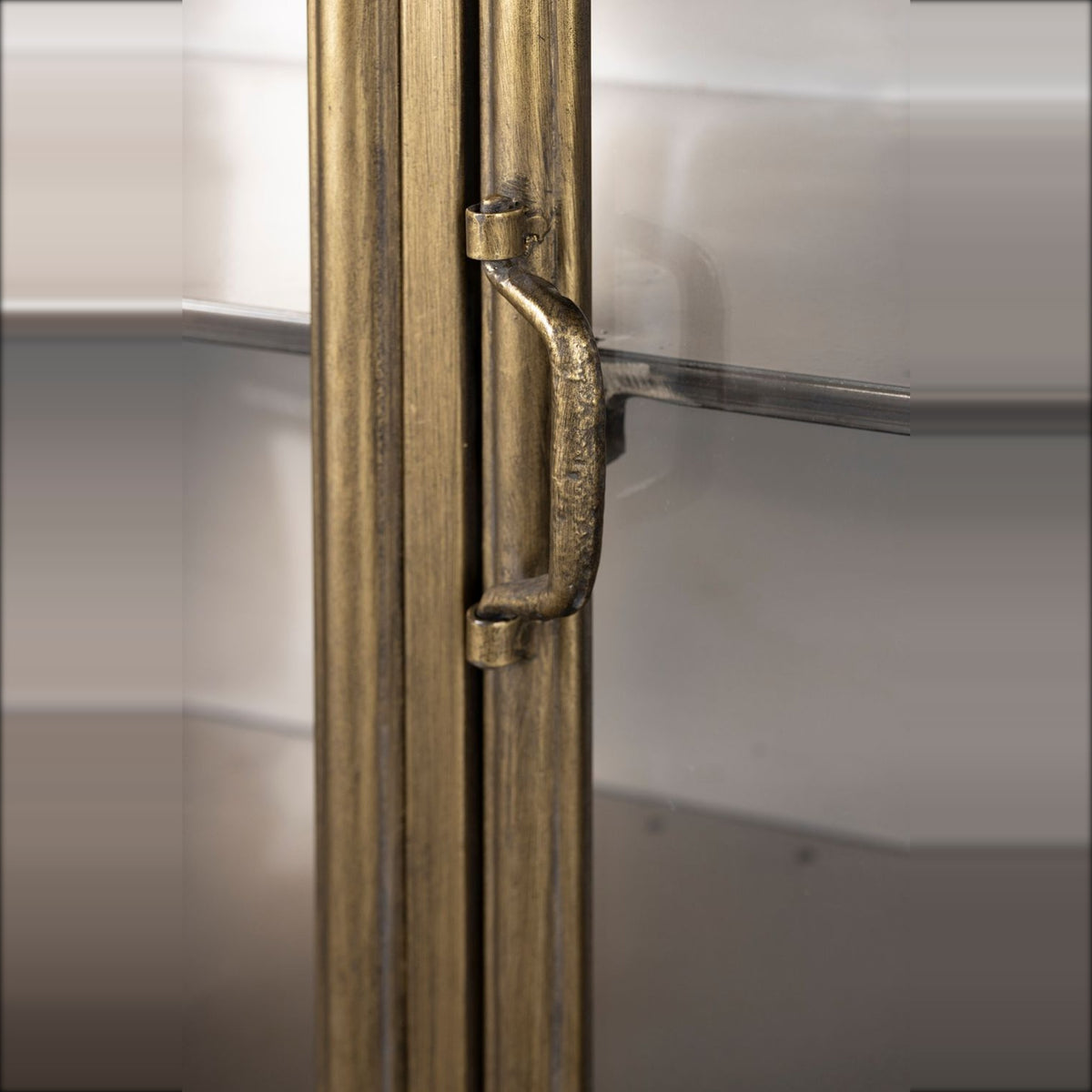 Sideboard Gertlush Gold Domestica – Door Handle Detail