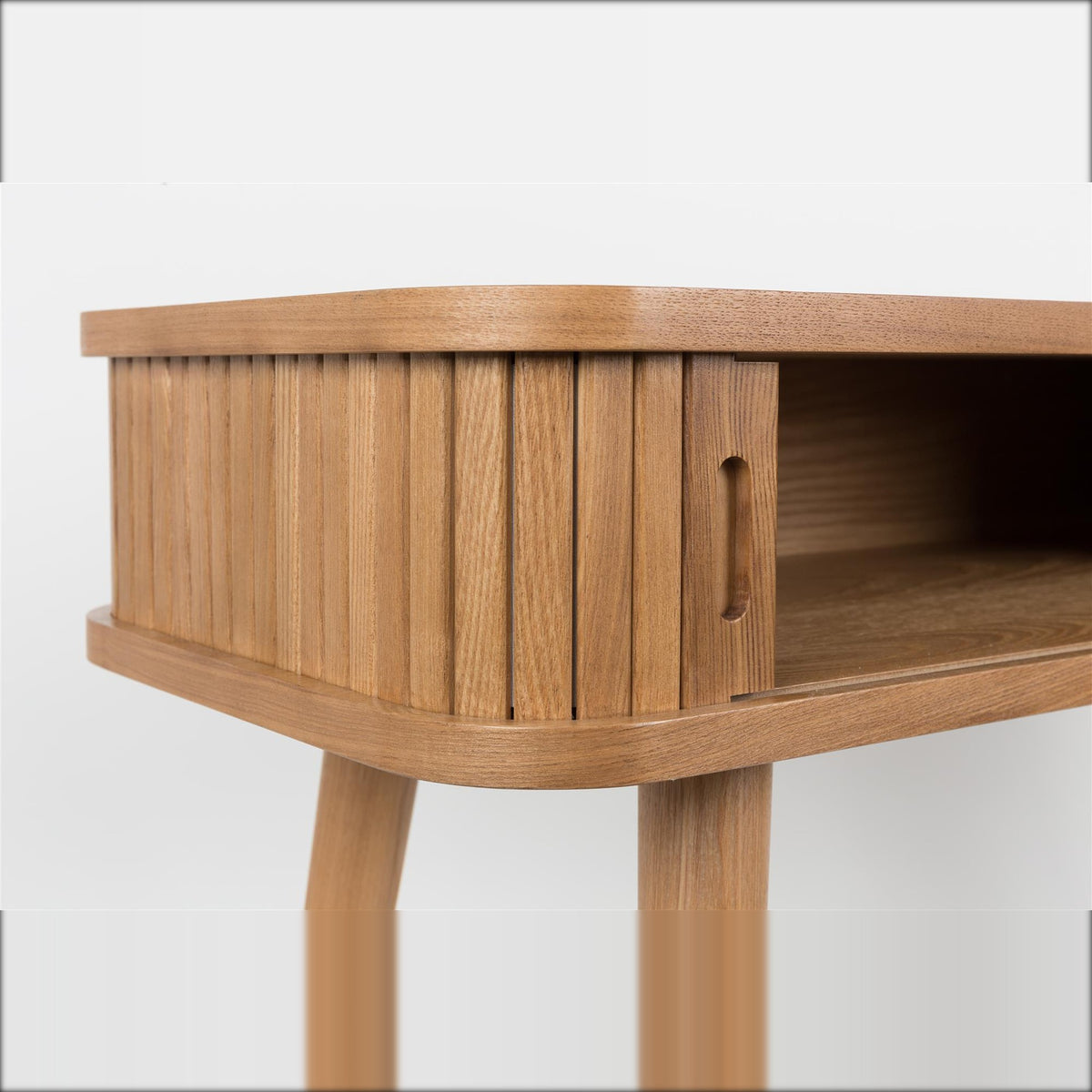 Console Table Barbier Natural Domestica – Rounded Corner and Tambour Door Close-up
