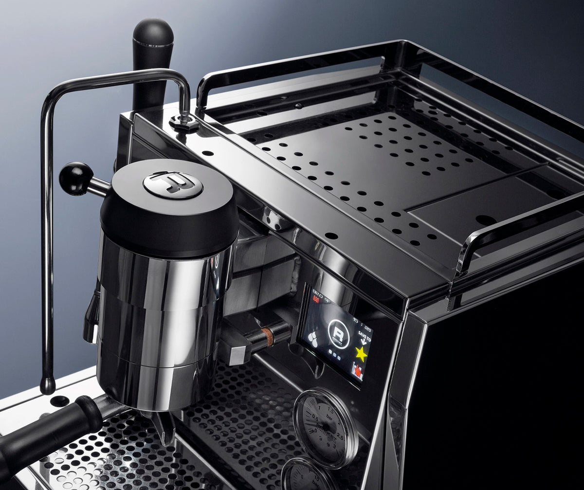 Espresso Machine R Nine One Rocket Espresso Domestica – Cup Tray and Touch Display Close-up