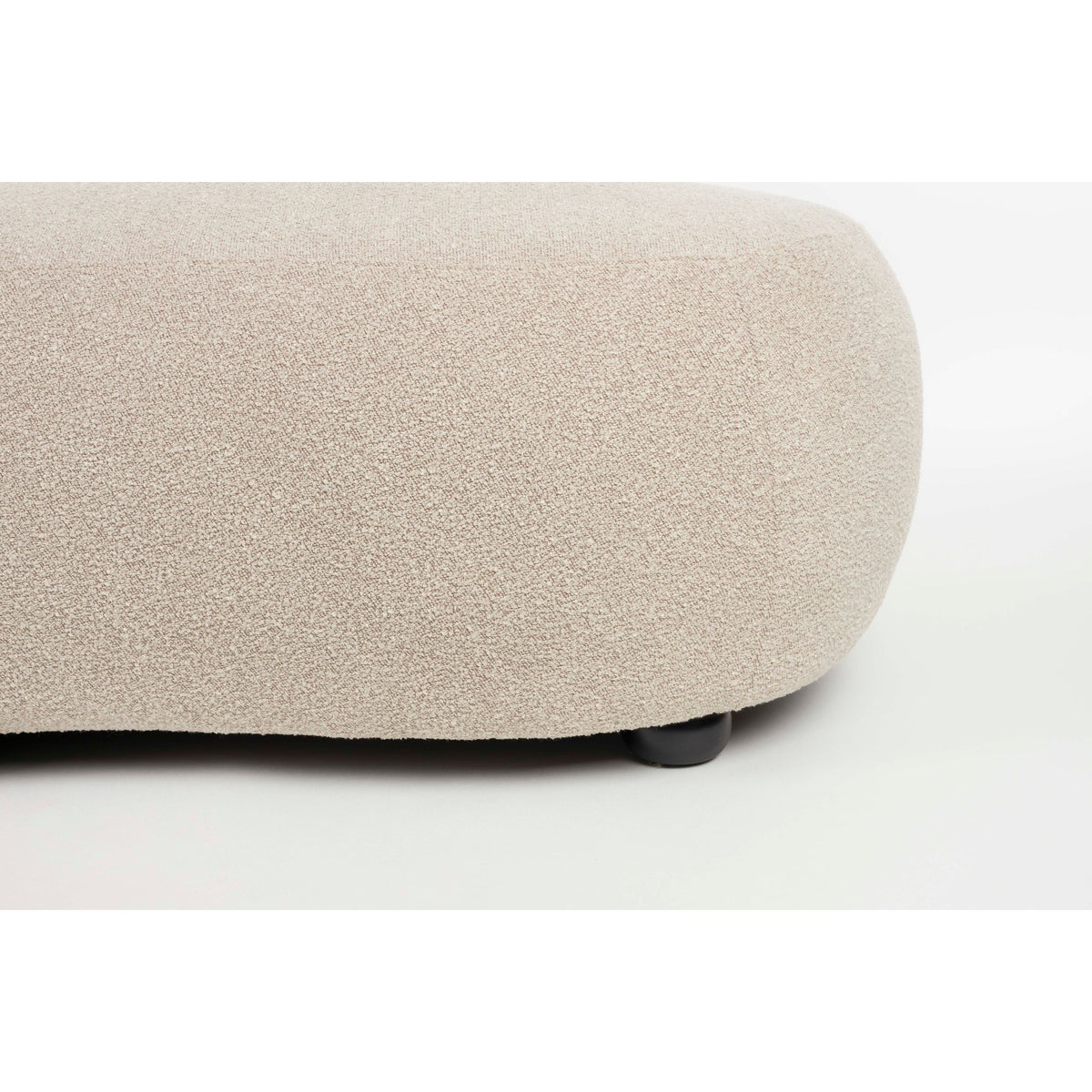 Sofa Noxx 2.5-Seater Beige Domestica – Detail Close-up1