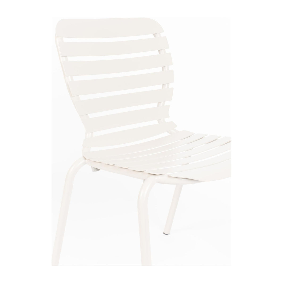 Garden Chair Vondel Clay Domestica – Slatted Backrest and Seat Close-up