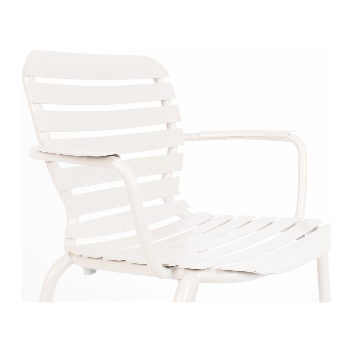 Garden Armchair Vondel Clay Domestica – Curved Slatted Seat and Armrest Close-up