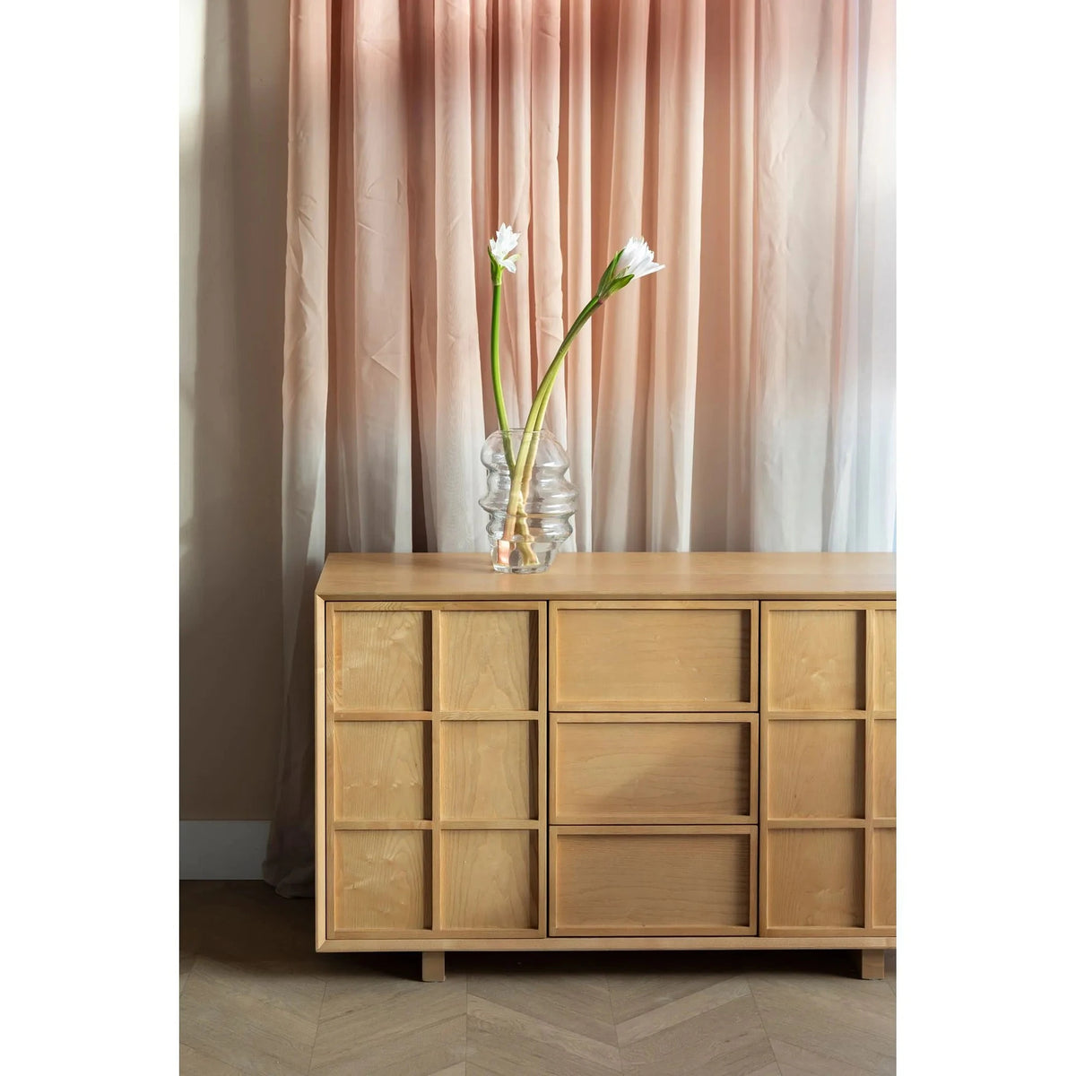 Sideboard Raster High Domestica – Lifestyle – Front View by Sheer Curtains