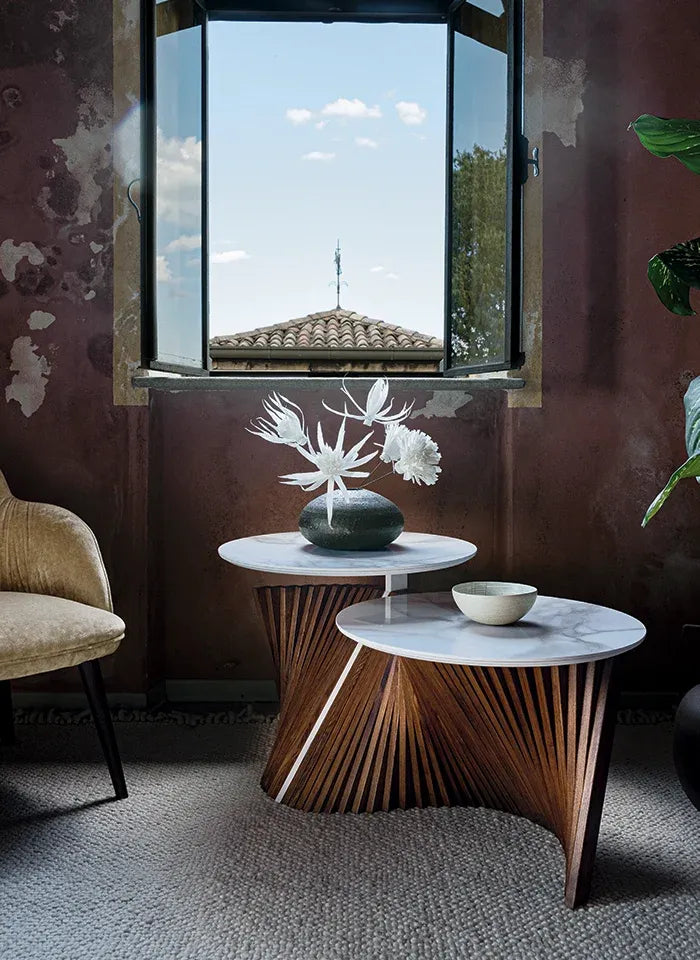 Coffee Table Eclipse – alternative view 1
