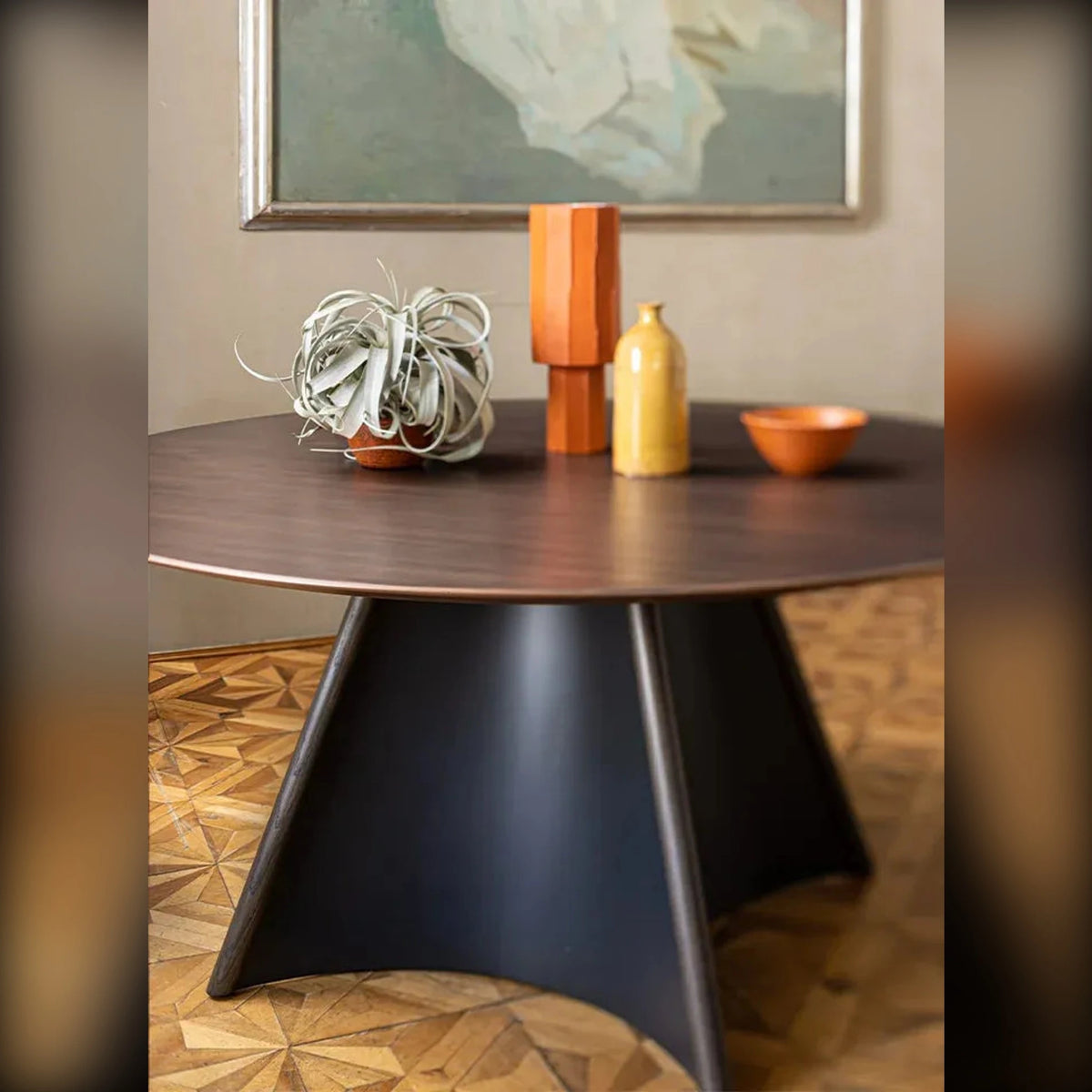Round Dining Table Star – alternative view 3