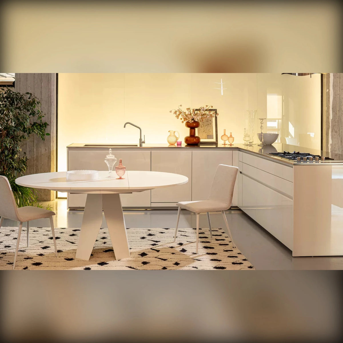 Round Dining Table Klein Ø120 → 170 extendable – alternative view 1