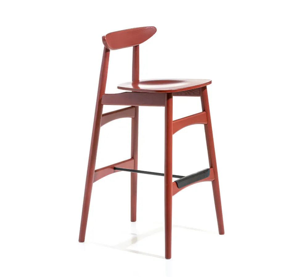 Bar Stool Queen – Queen W SG 75 front view on white background