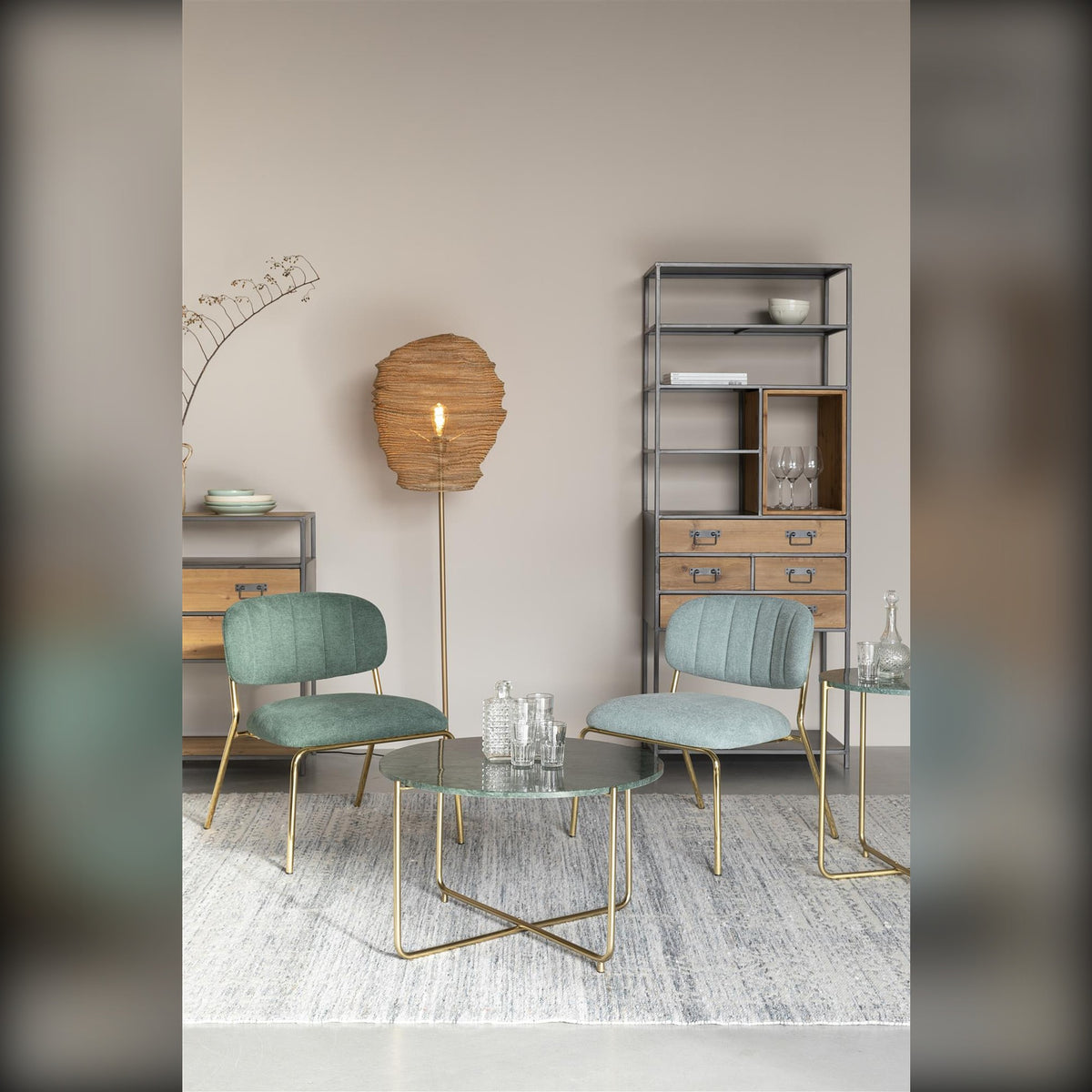 Coffee Table Timpa Marble Green Domestica – Lifestyle – Seating Area with Rattan Lamp