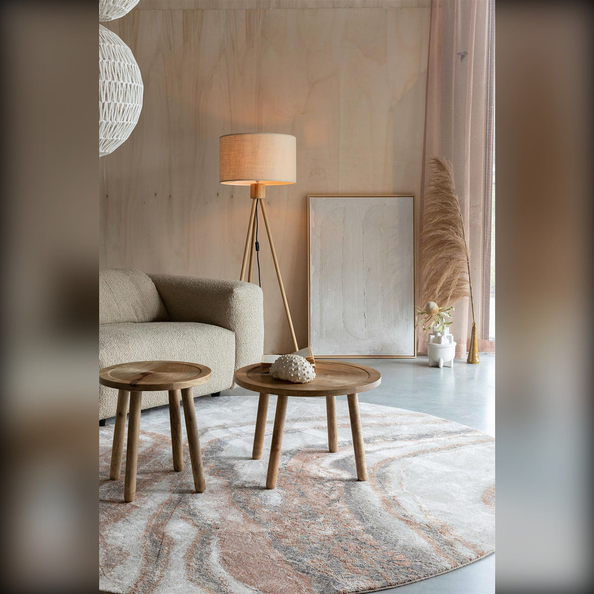 Floor Lamp Fan Bamboo Domestica – Lifestyle – With Wooden Coffee Tables, Portrait