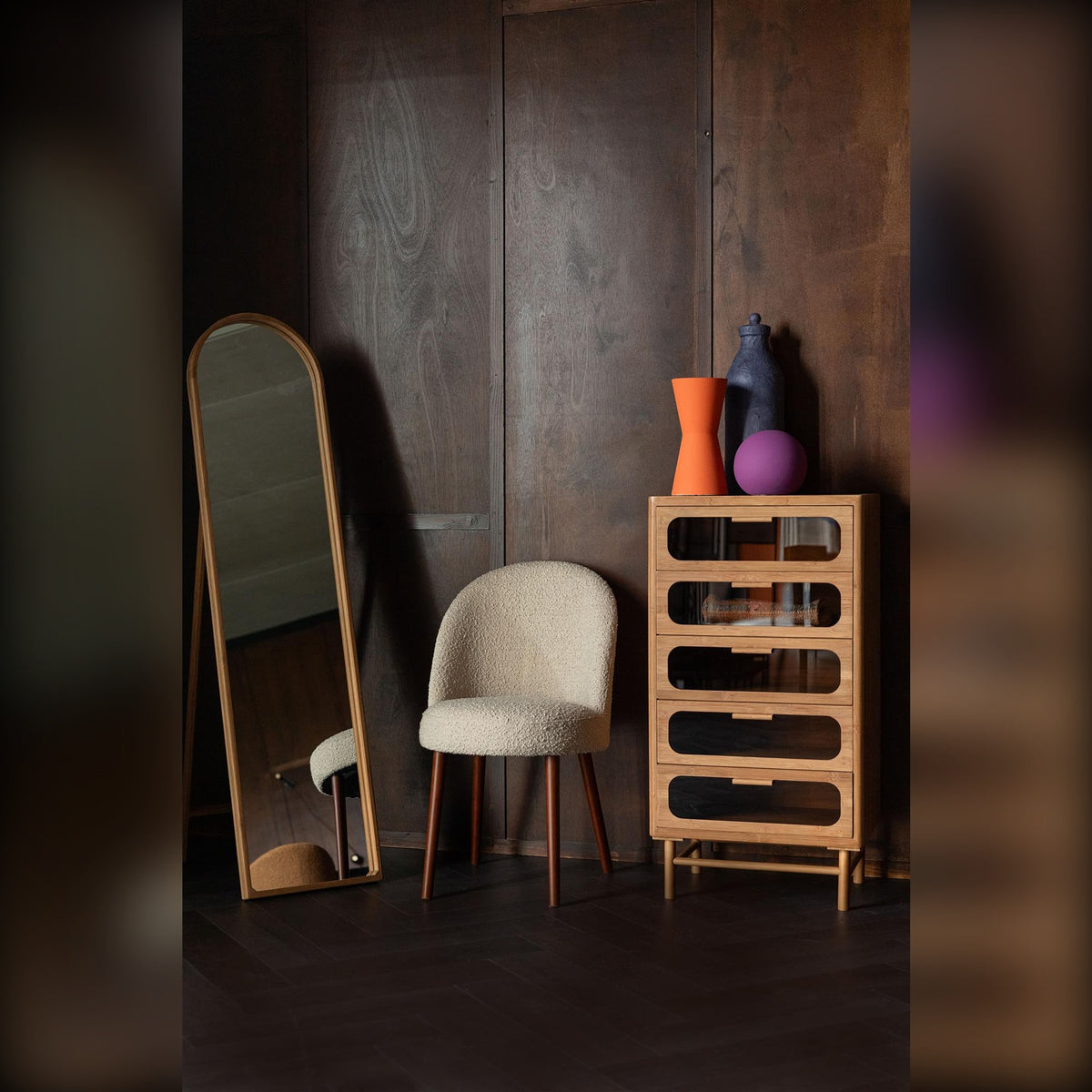 Dining Chair Barbara Boucle Beige Domestica – Lifestyle – With Arched Mirror and Wooden Cabinet in a Panelled Room