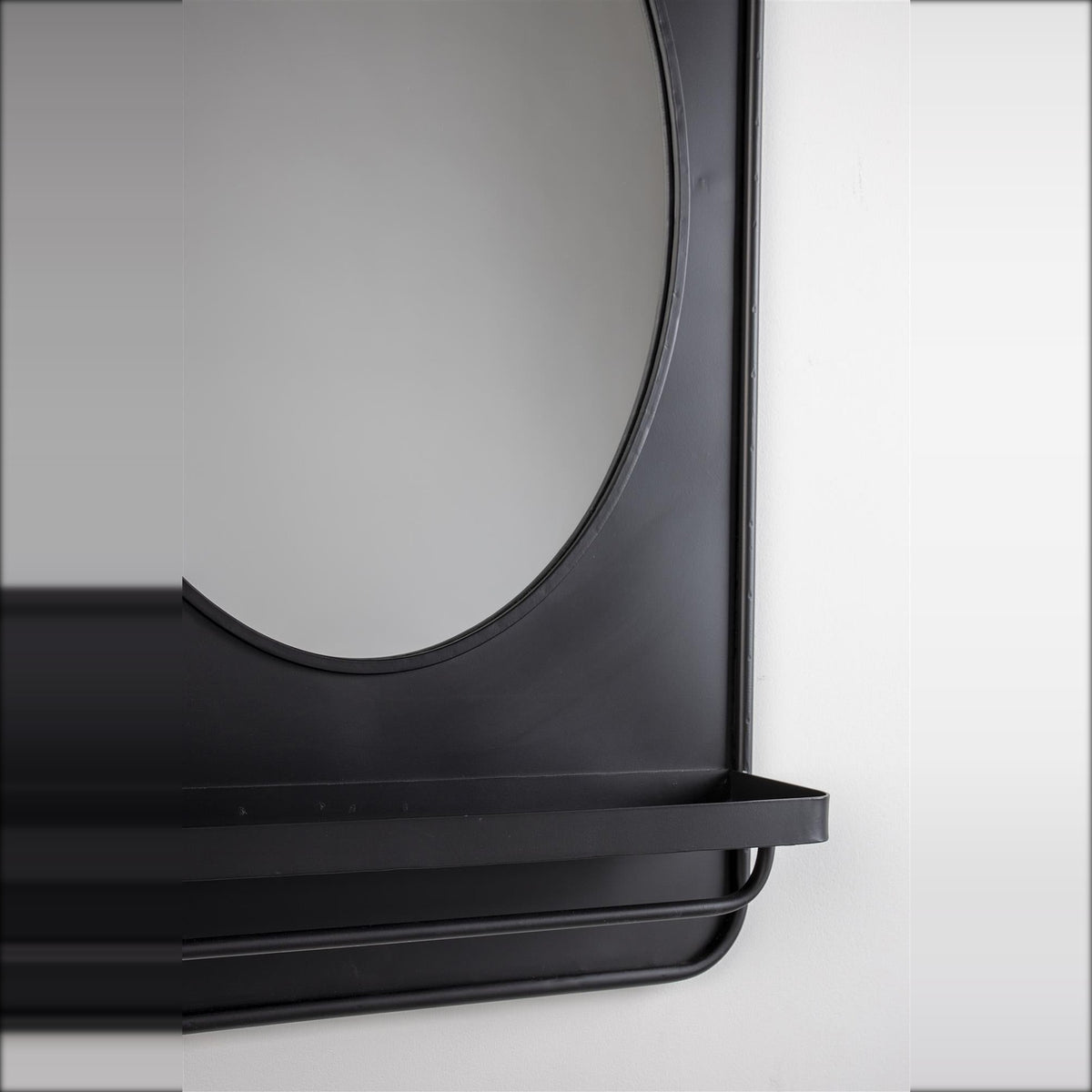Mirror Shelf Pascal M Black Domestica – Side Profile with Shelf Close-up