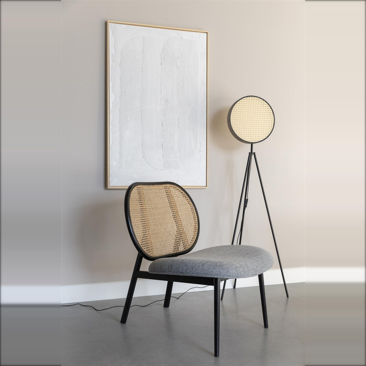Lounge Chair Spike Natural Grey Domestica – Lifestyle – With Floor Lamp and Artwork