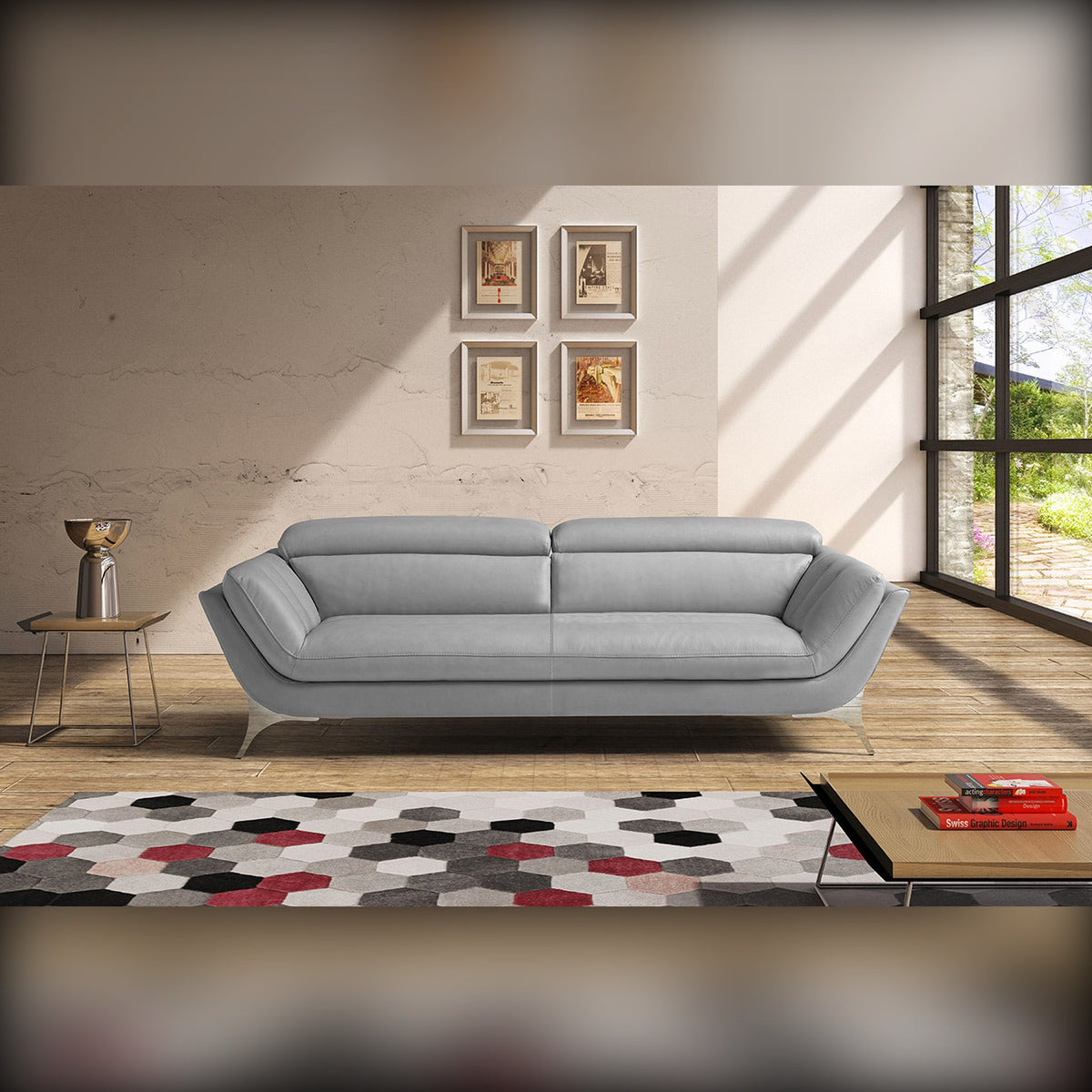 Sueli Domestica – Lifestyle – Grey Sofa on a Patterned Rug