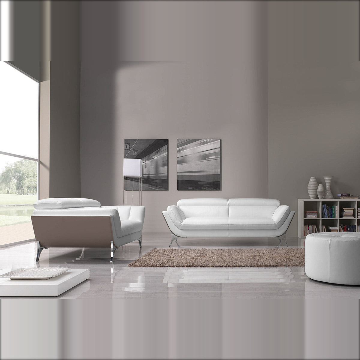 Sueli Domestica – Lifestyle – White Sofa and Armchair in a Living Room