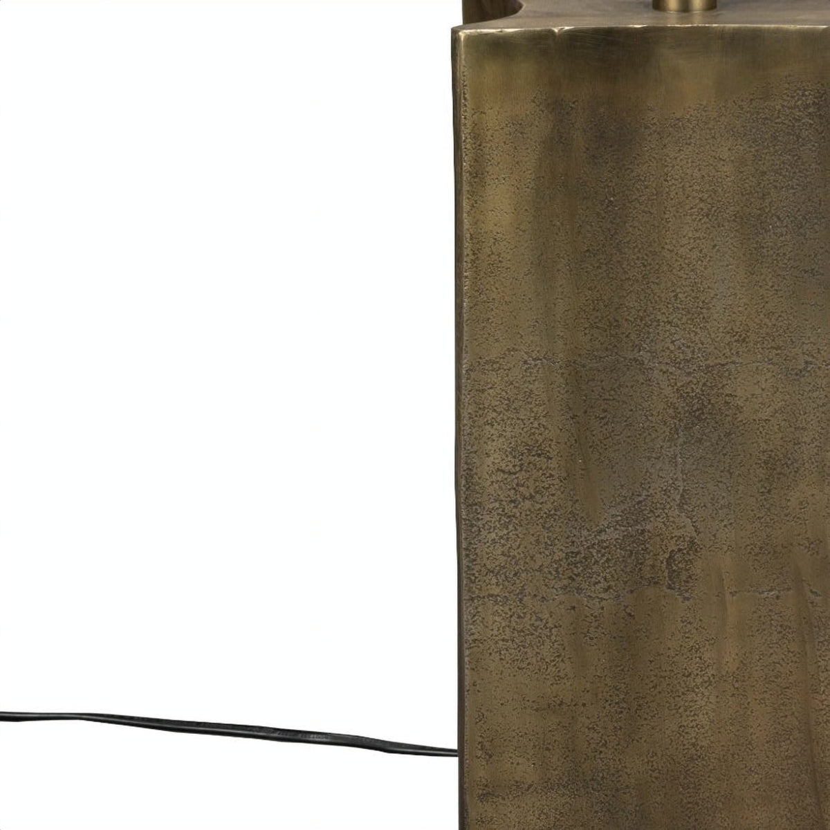 Table Lamp Rico Gold Domestica – Detail – Wooden Base