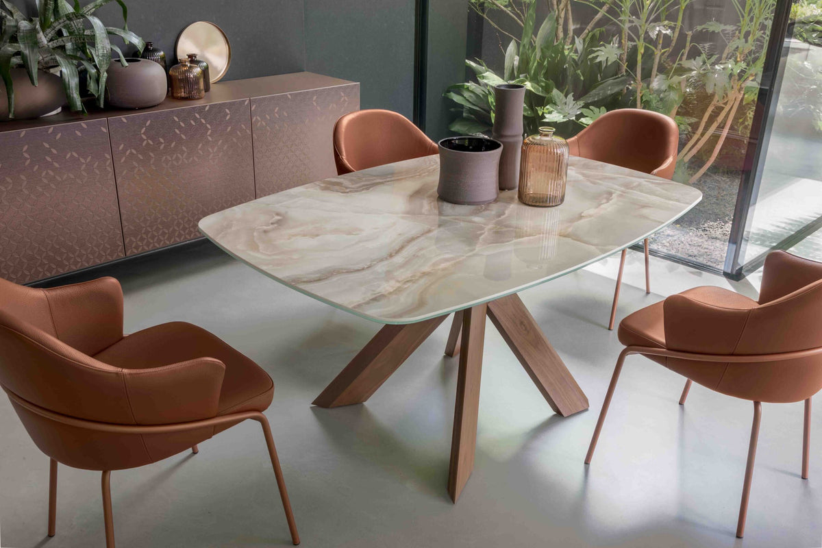 Dining Table Moa Compar – main view