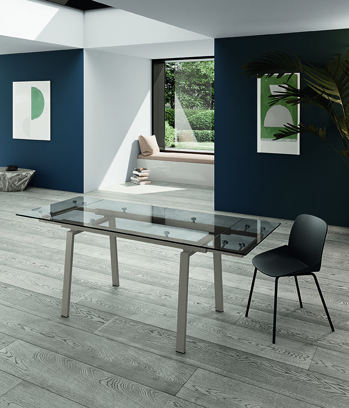 Extendable Dining Table Tommy 140-200 cm Glass Clear / Taupe Domestica – Lifestyle