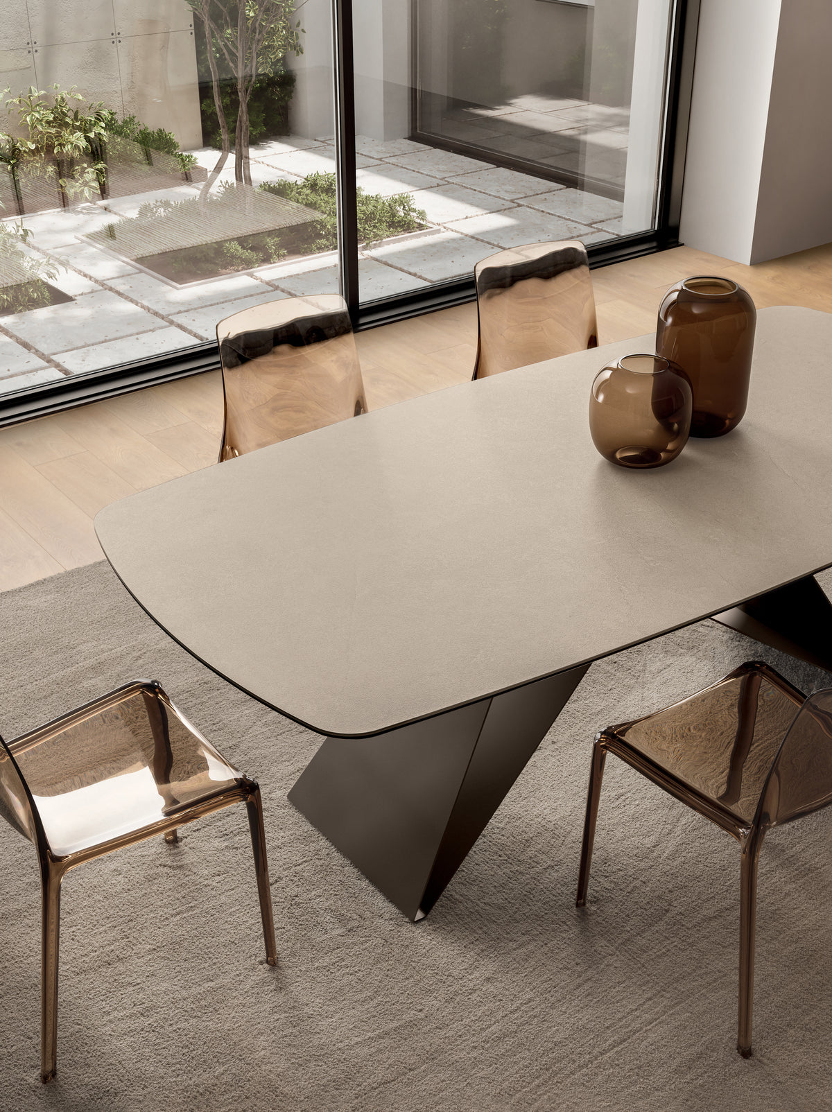 Dining Table Thanos 220 cm Ceramic Ivory Stone / Bronze Domestica – Lifestyle