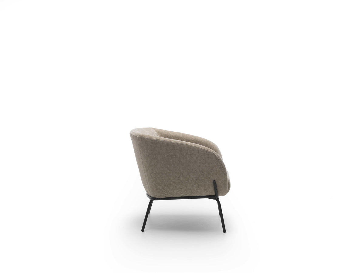 Armchair Sherry Velvet Beige Domestica – Product View on White