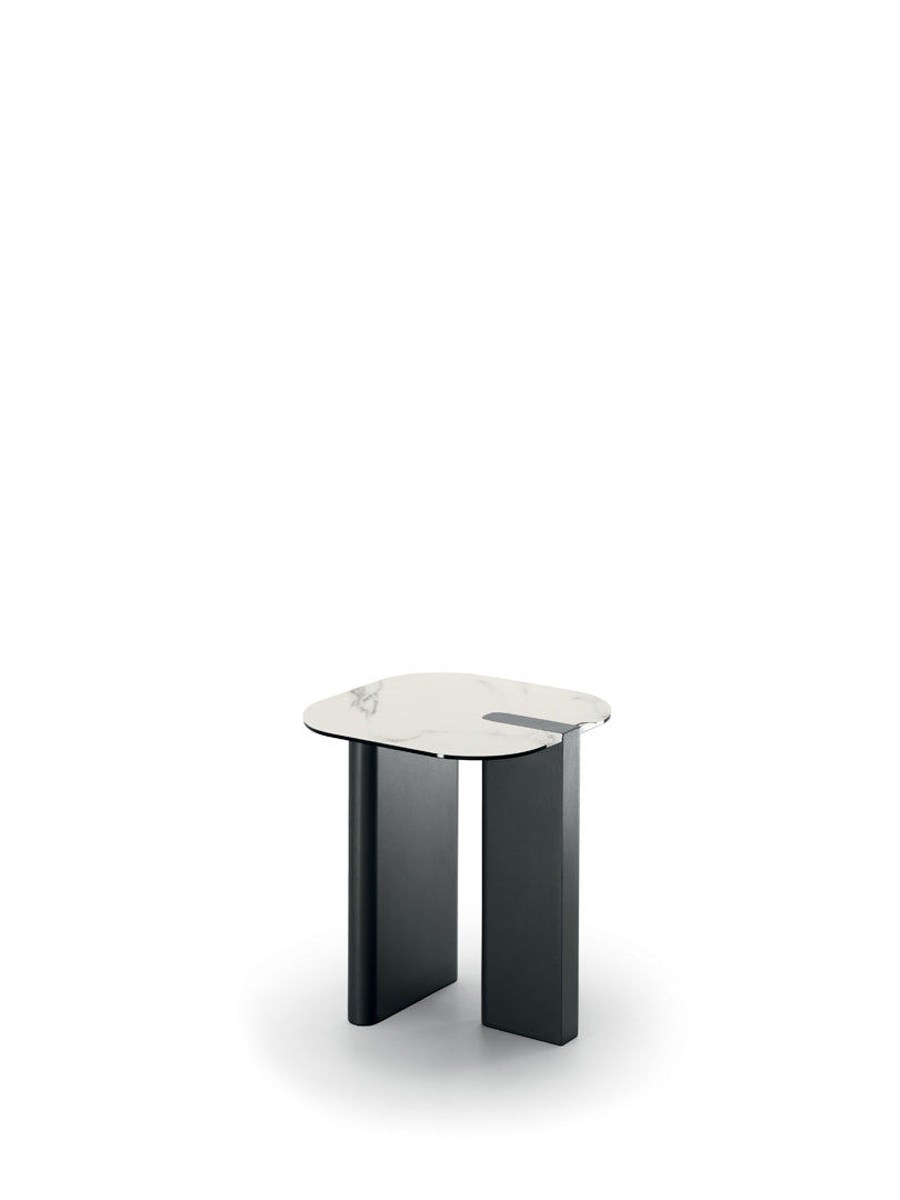 Side Table Key 40 cm Ceramic White Marble / Anthracite Domestica – Product View on White