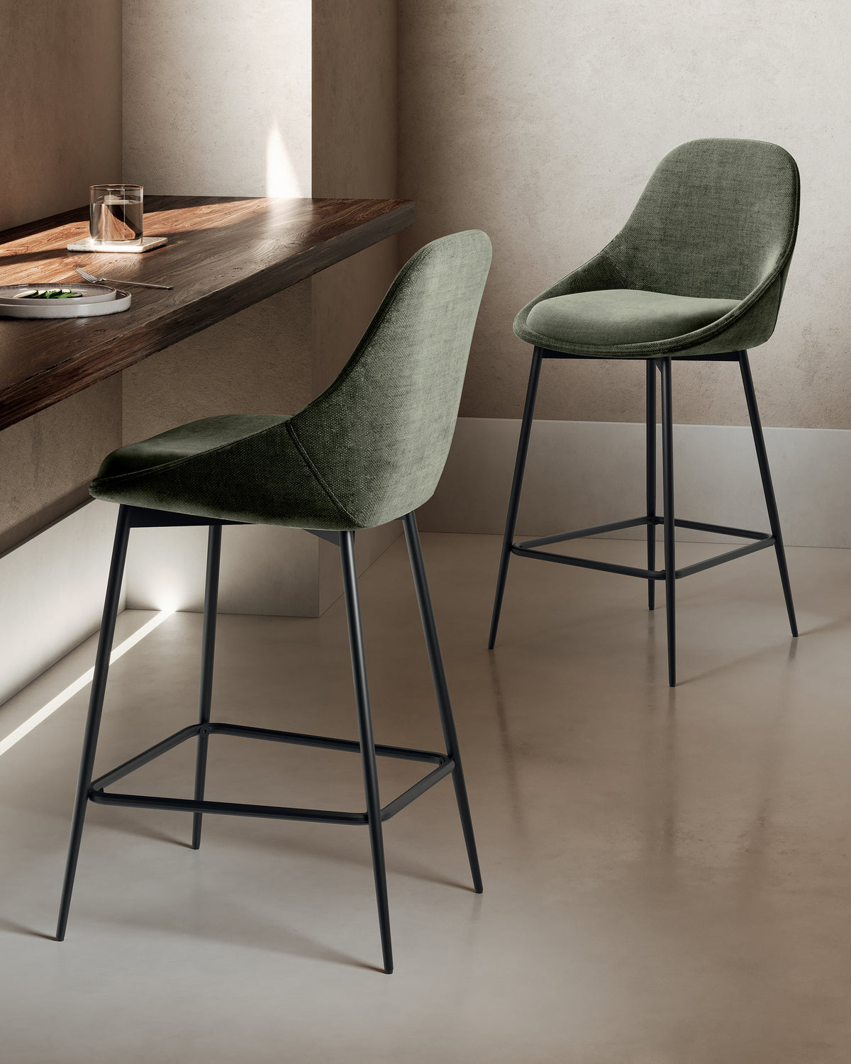 Counter Stool Kira Green / Anthracite Domestica – Lifestyle