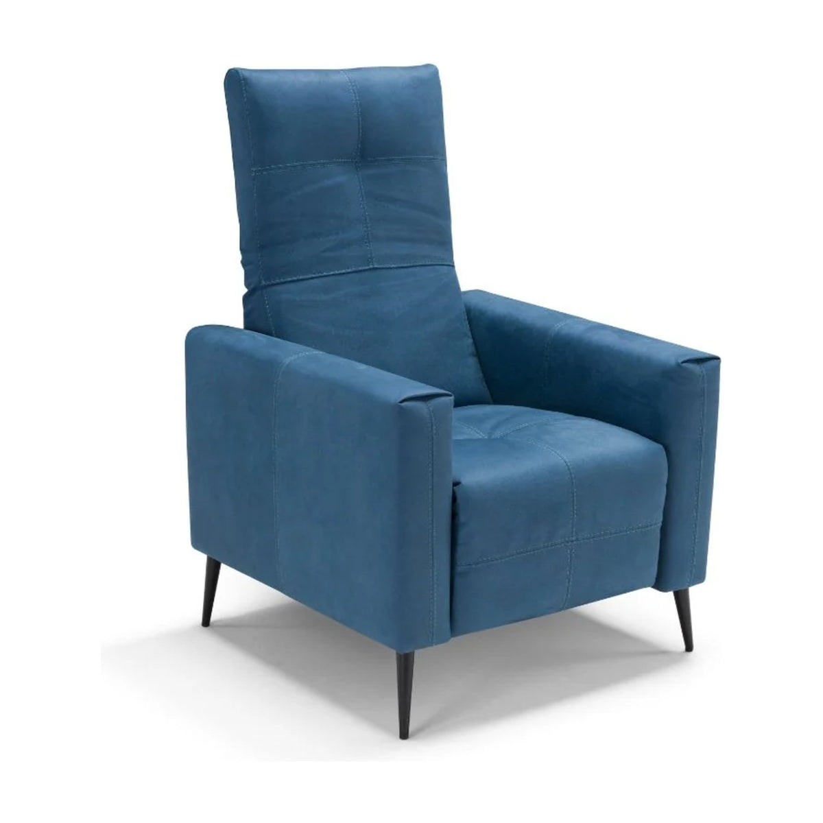 Sugar Domestica – Three Quarter View with Headrest Raised