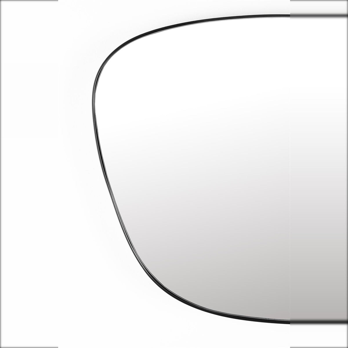 Mirror Lina Black Domestica – Slim Rim and Mirror Edge Close-up