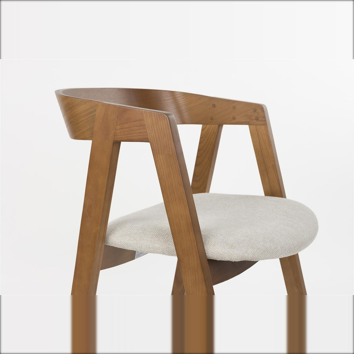 Dining Chair Mads Walnut Domestica – Armrest and Seat Close-up