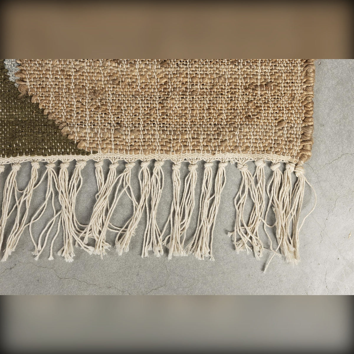 Carpet Pavilion 200x300 Natural Green Brown Domestica – Fringe and Weave Close-up