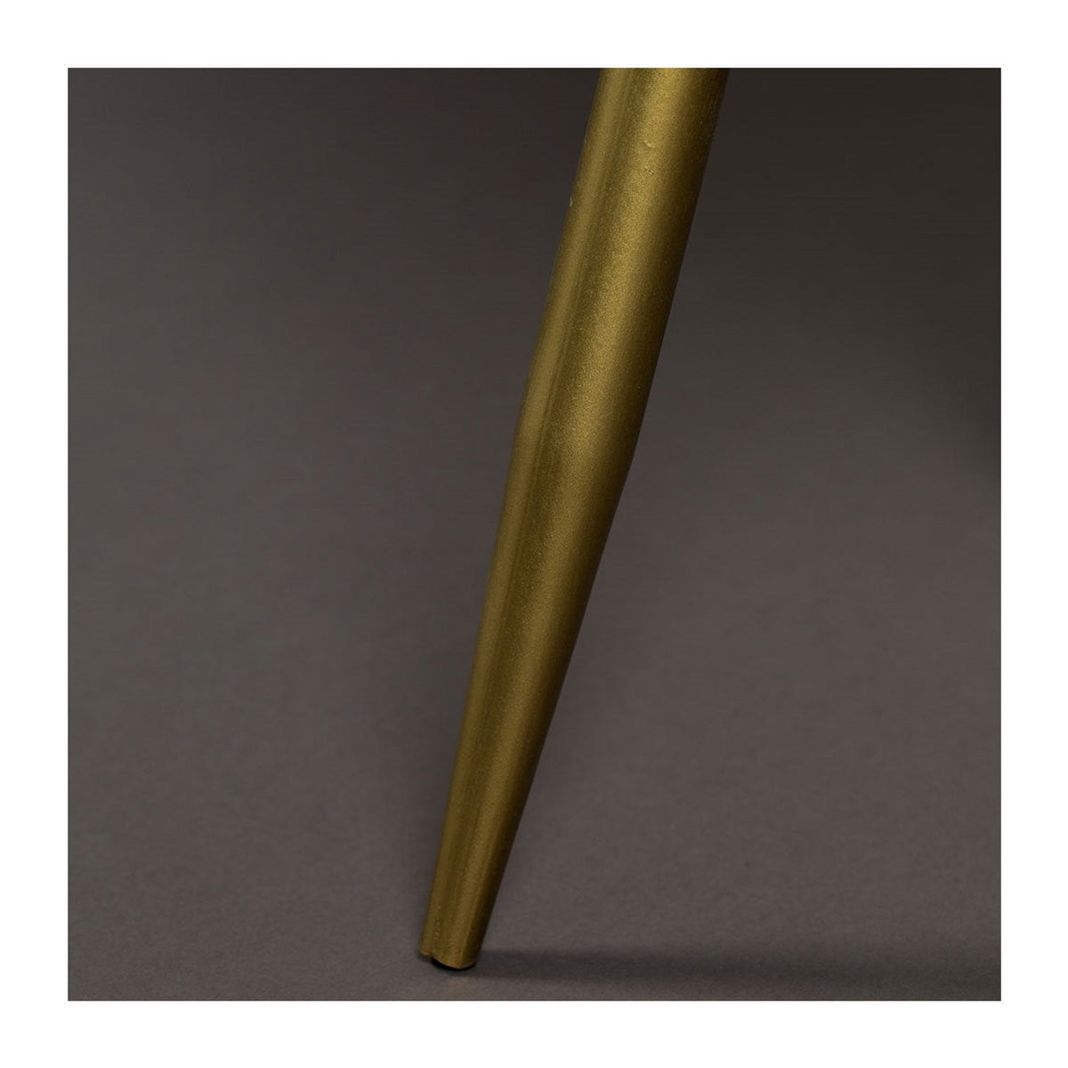 Plant Stand Botanique L Domestica – Tapered Leg Detail