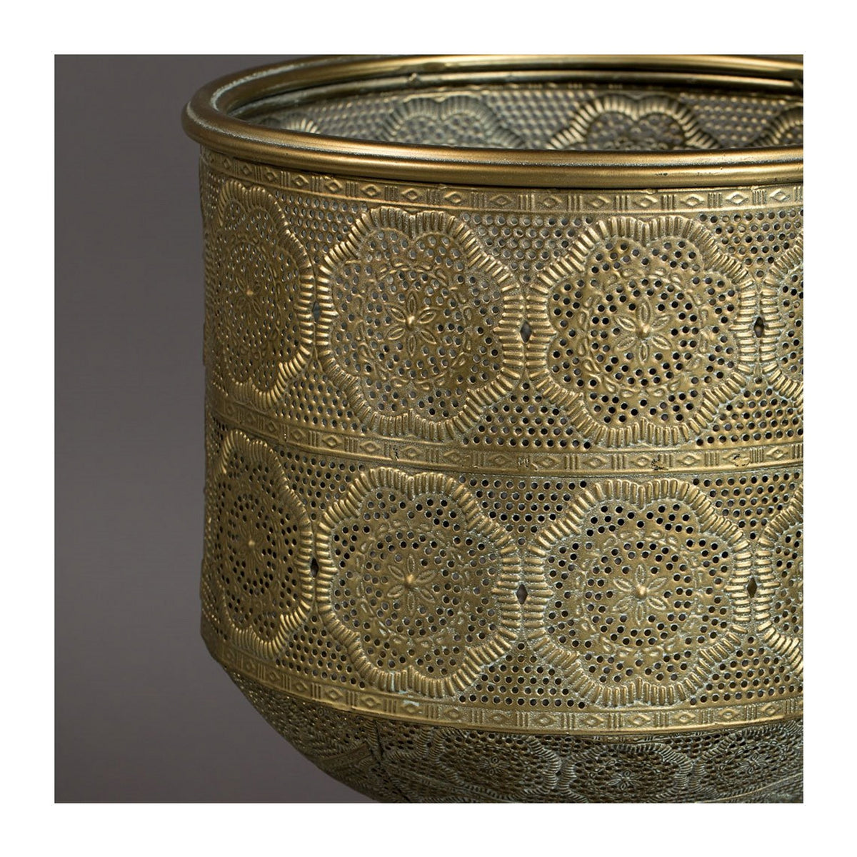 Plant Stand Botanique M Domestica – Patterned Gold-Tone Pot Close-up