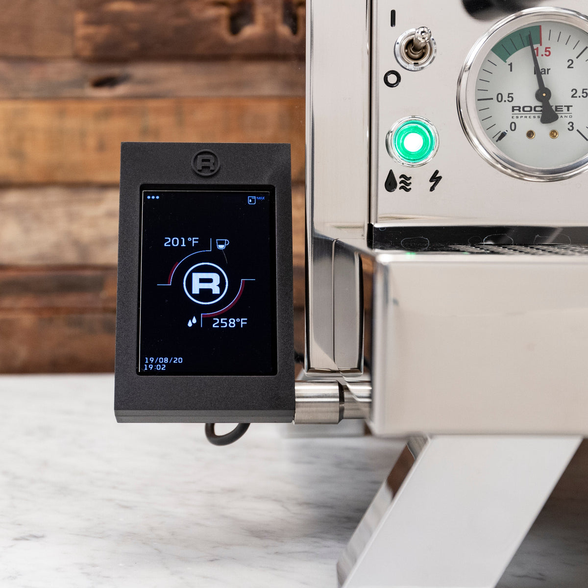 Coffee Machine Rocket Cinquantotto Domestica – Touch-Screen Pod in a Kitchen Setting