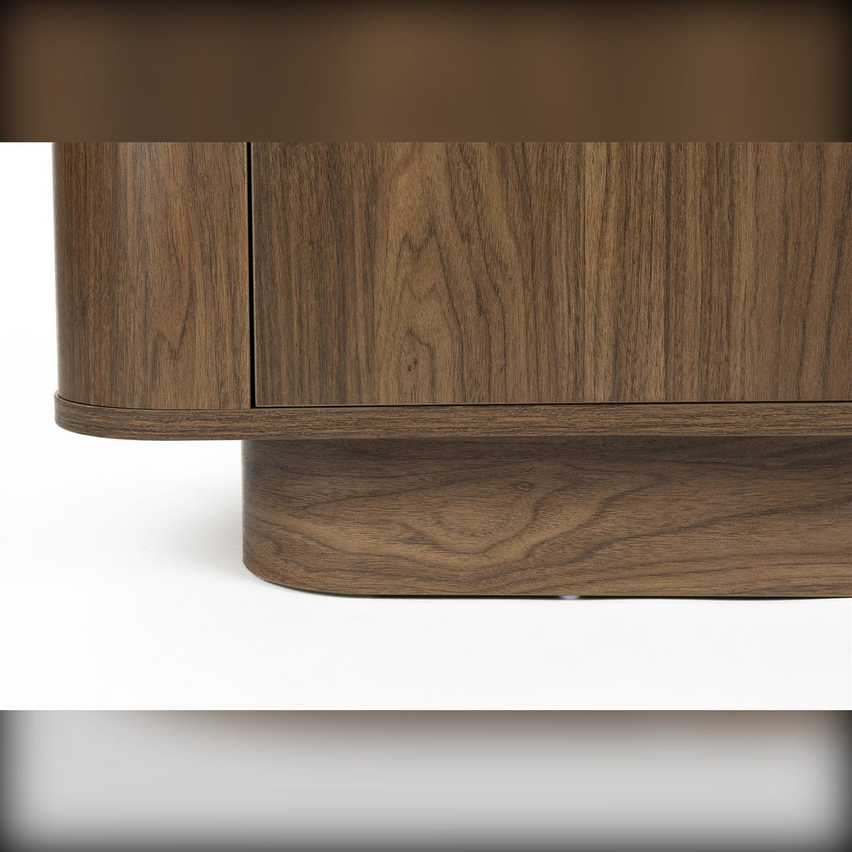 Coffee Table Almira Walnut Domestica – Plinth Base Detail