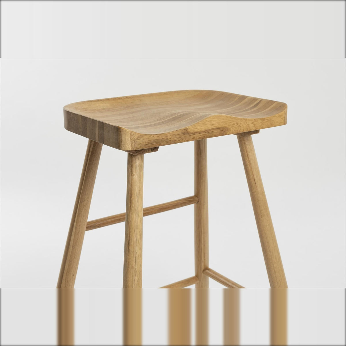 Counter Stool Vander Natural Domestica – Seat Detail