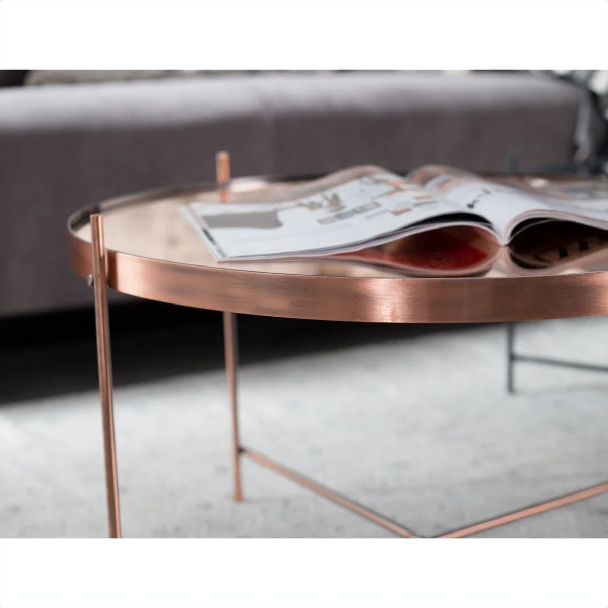 Cupid Side Table XXL Copper Domestica – Lifestyle – Beside the Sofa