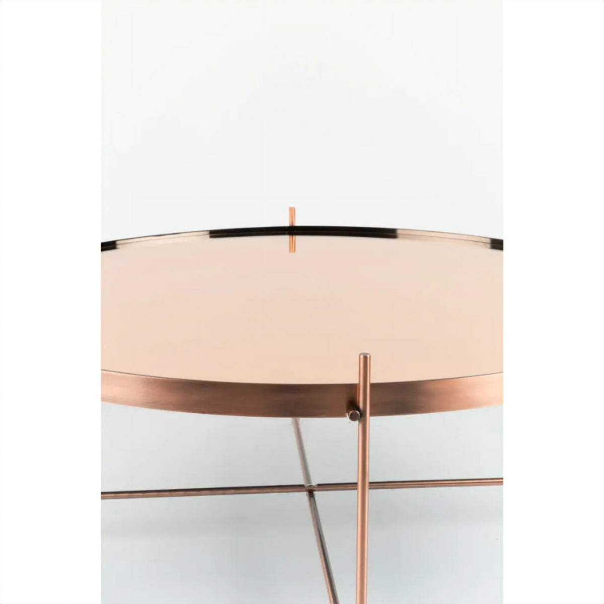 Cupid Side Table XXL Copper Domestica – Mirror Top and Frame Detail