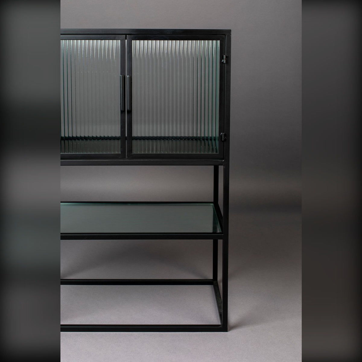 Cabinet Boli Small Black Domestica – Ribbed Glass Doors and Frame Close-up