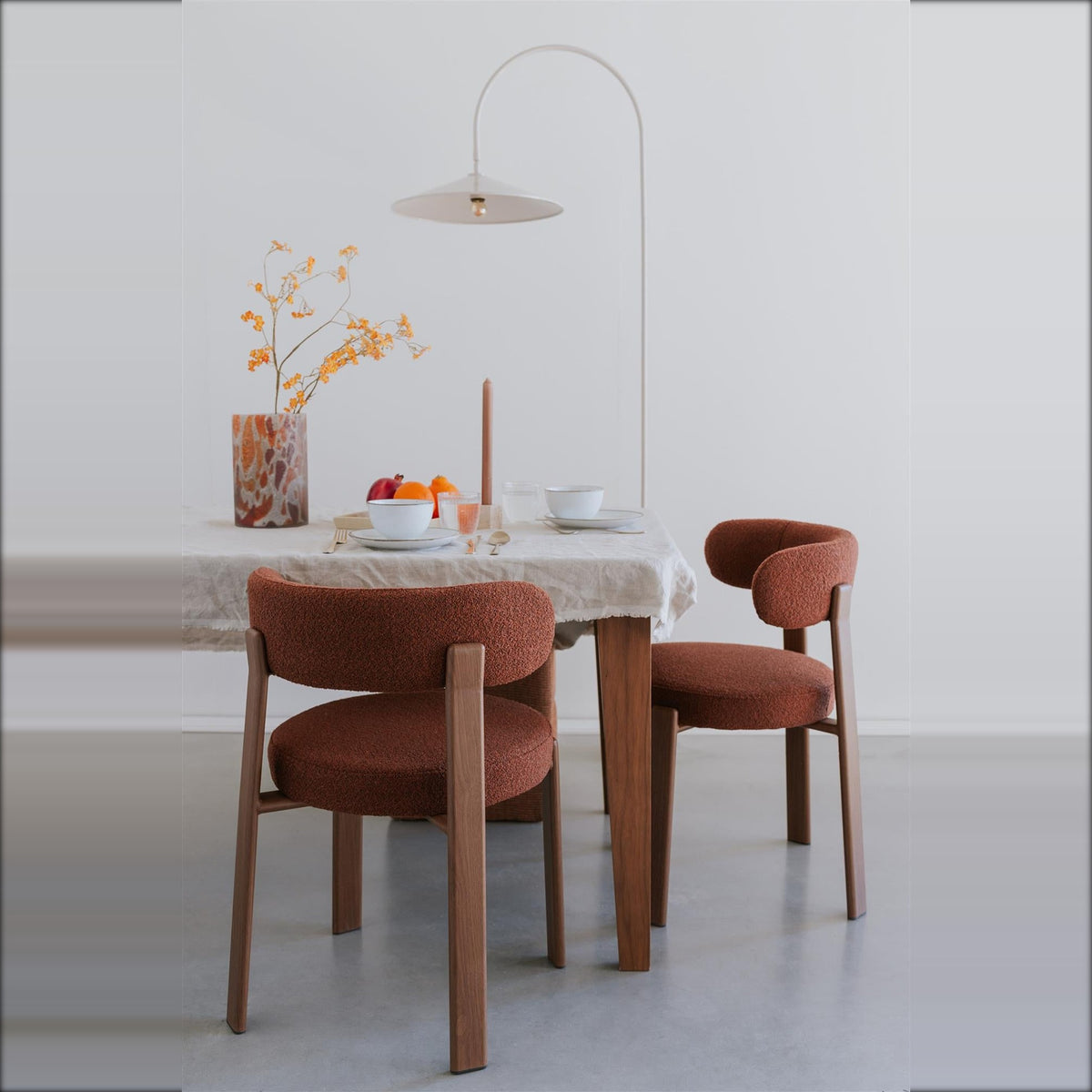 Dining Chair Robyn Domestica – Lifestyle – Around a Dining Table
