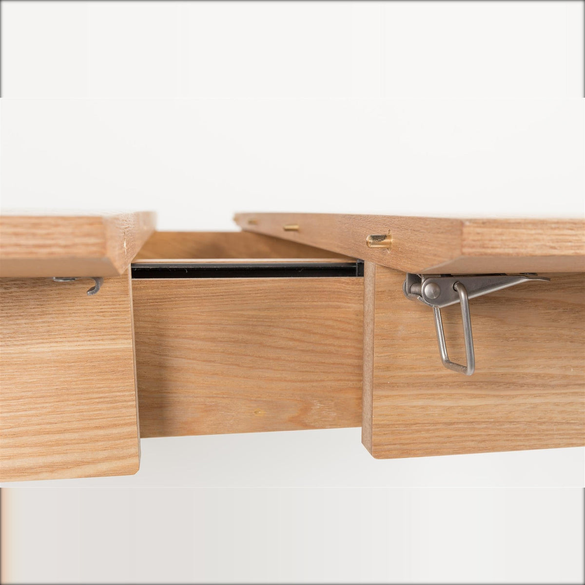 Dining Table Glimps 180/240x90 Natural Domestica – Extension Mechanism Detail