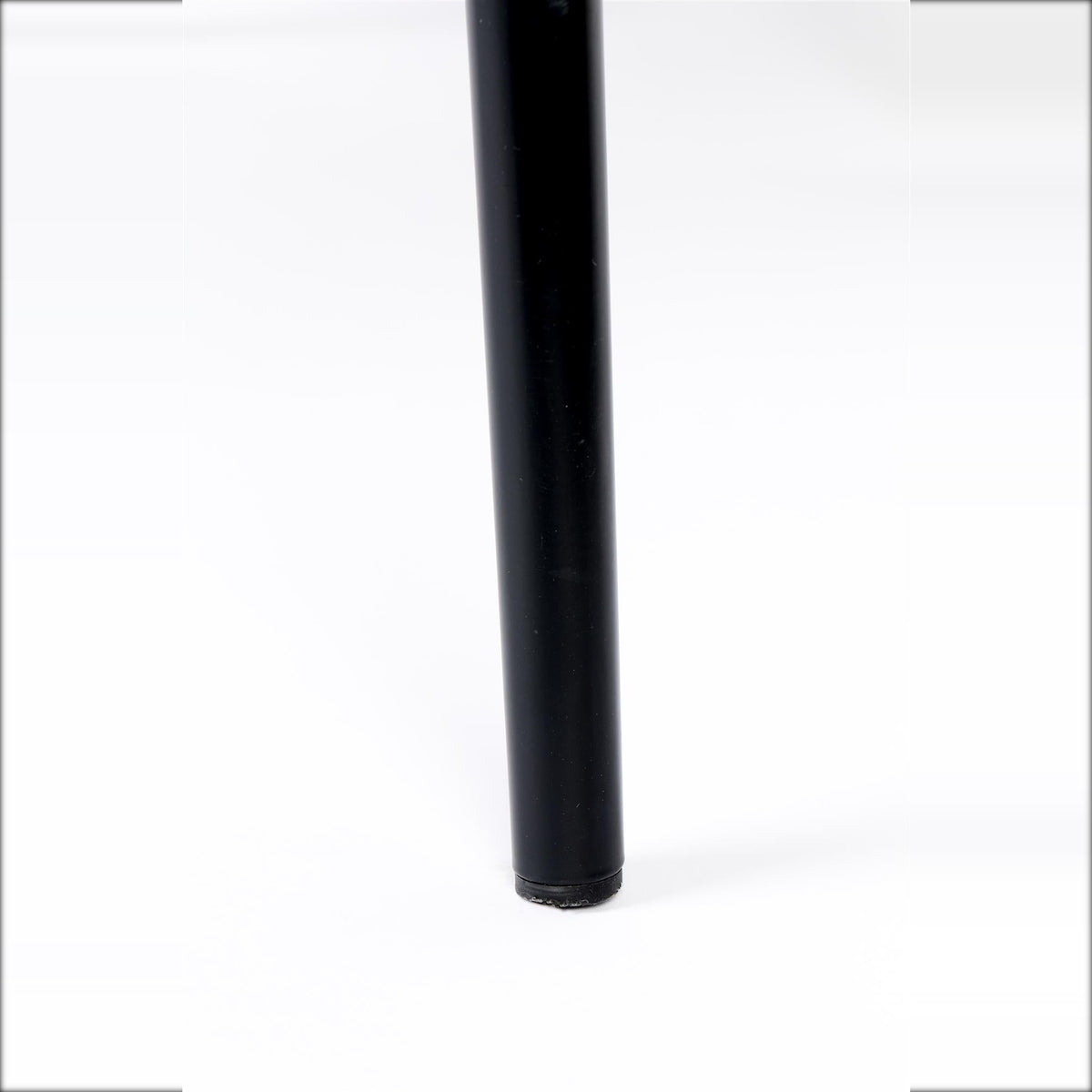 Lounge Chair Spike Natural Grey Domestica – Black Steel Leg Detail
