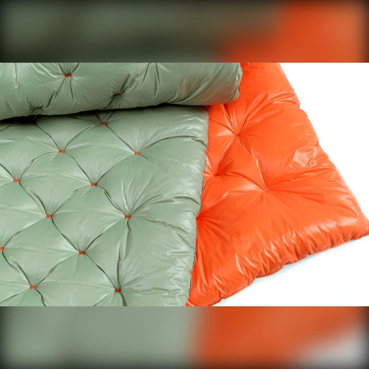 Scoperta Egoitaliano Domestica – Detail – Green and Orange Quilted Nylon