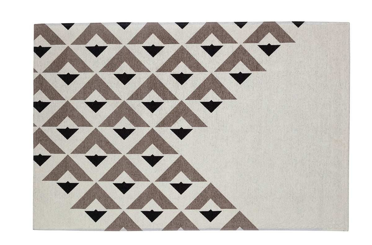Platinum Black & White Egoitaliano Domestica – Geometric Rug, Top View on White