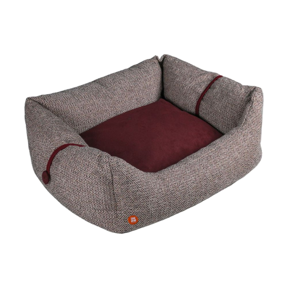 Pongo Pet Bed Egoitaliano Domestica – Studio Shot on White, View 1