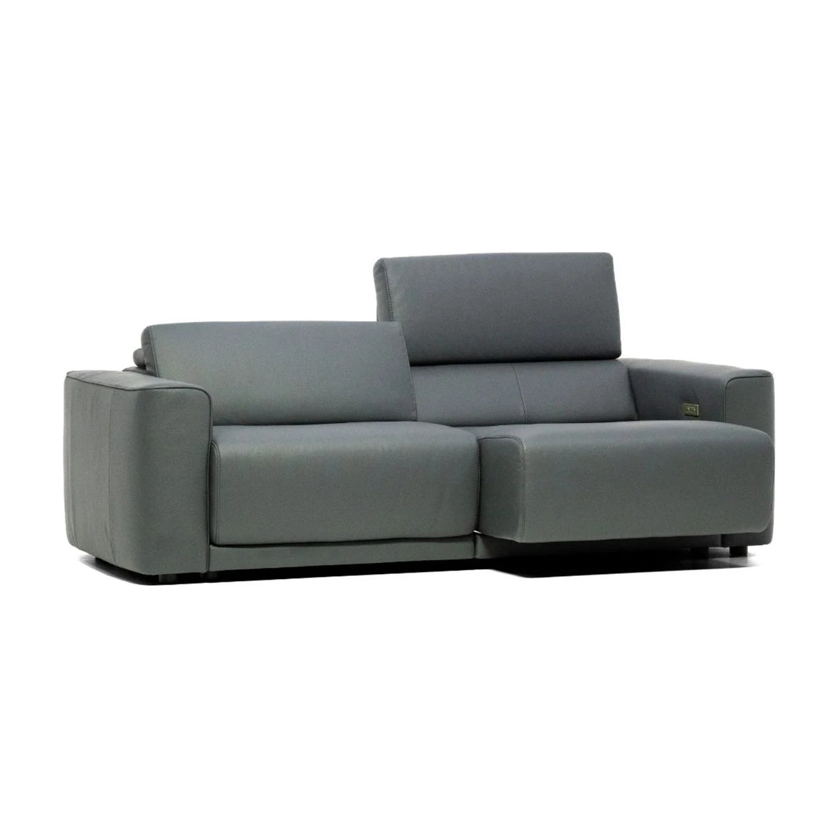 Ethos Domestica – Front Three Quarter View with Headrest Raised