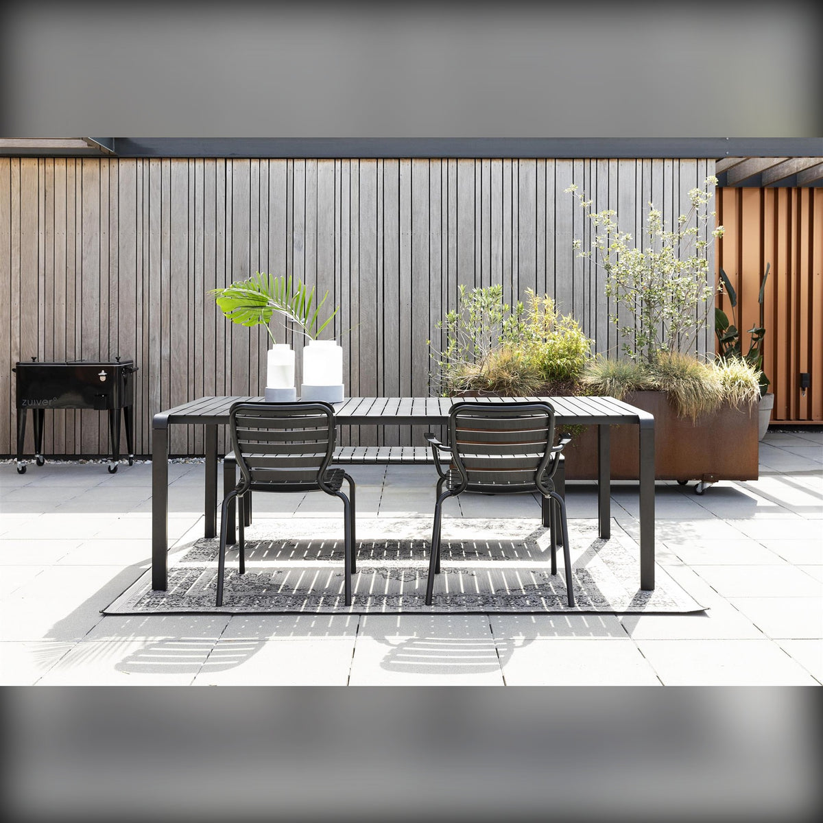 Garden Chair Vondel Black Domestica – Lifestyle – Terrace Dining Set with Planters