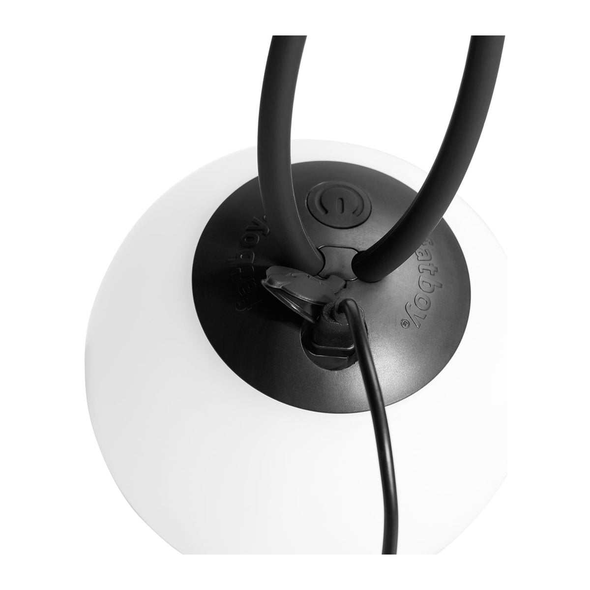 Bolleke Mini La Surprise Anthracite Domestica – Charging Cable Connected Close-up