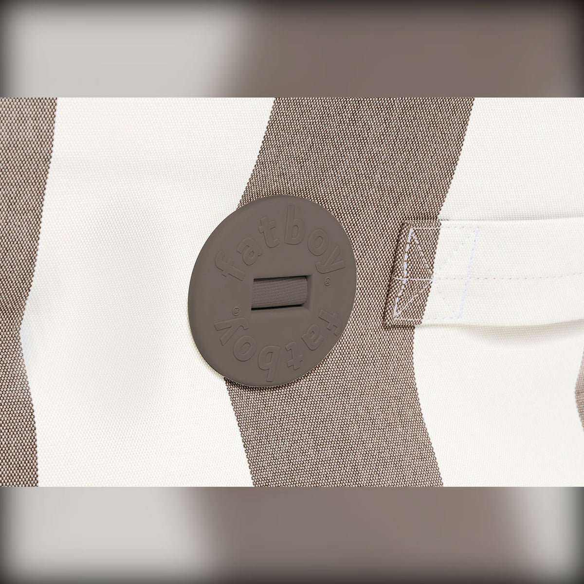 Bonbaron Outdoor Stripe Cacao Domestica – Backrest Button Close-up