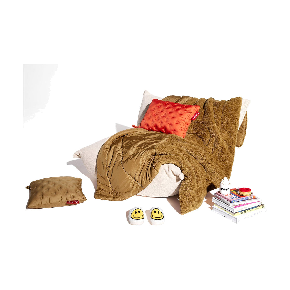 Hotspot Blanket Toffee Domestica – Draped with Cushions
