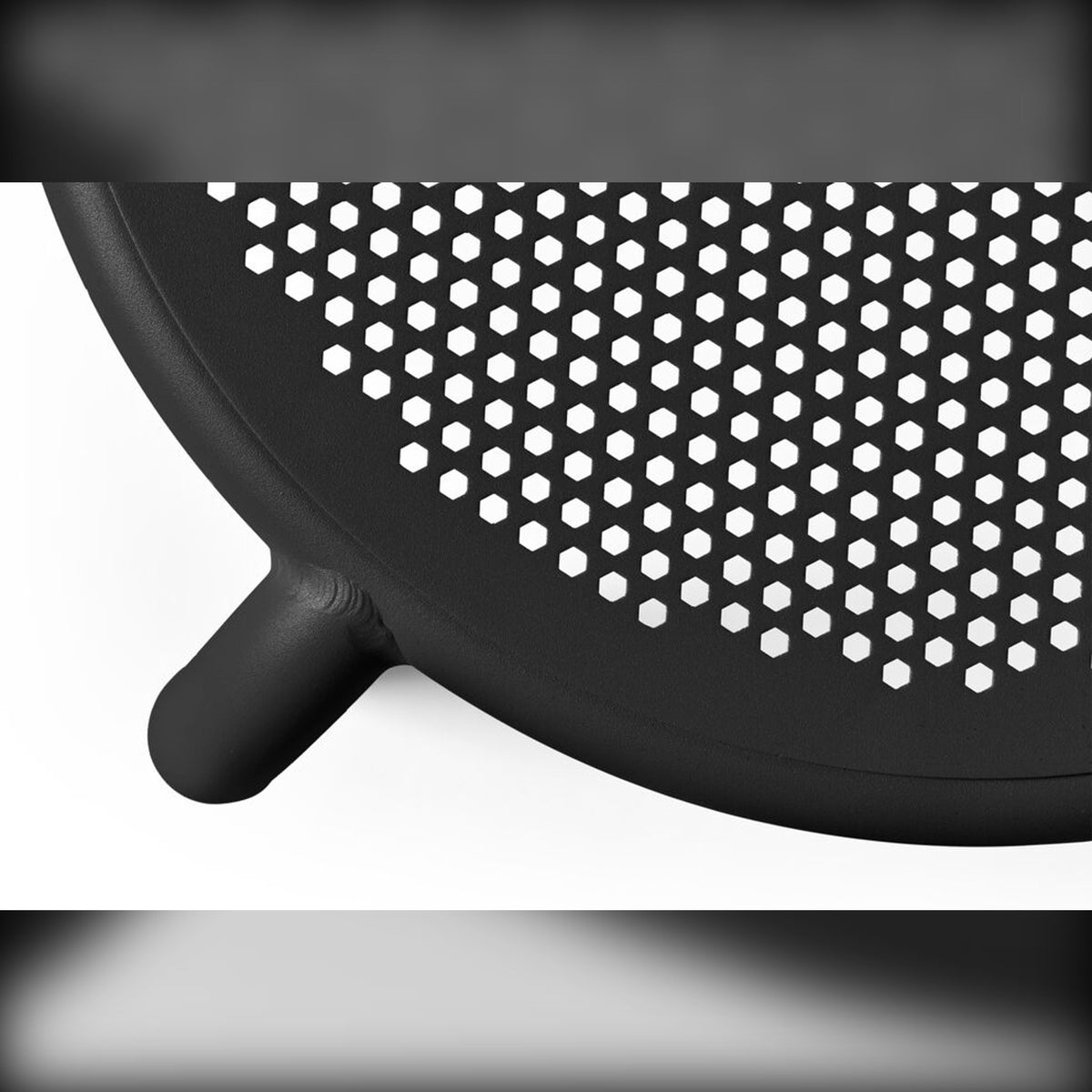 Toní Chair Anthracite Domestica – Detail Close-up3
